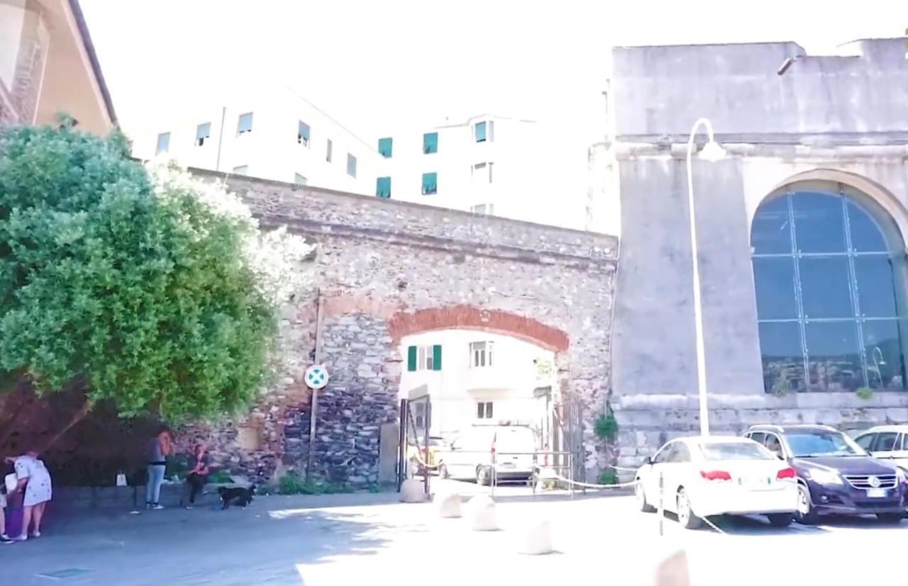 Casa Cimella, Un Nido Nel Cuore Del Porto Antico Cod Citra 010025-Lt-2629 Генуа Екстериор снимка